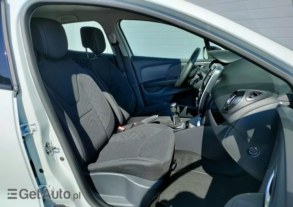 RENAULT Clio (Energy) TCe 75 Start & Stop LIMITED