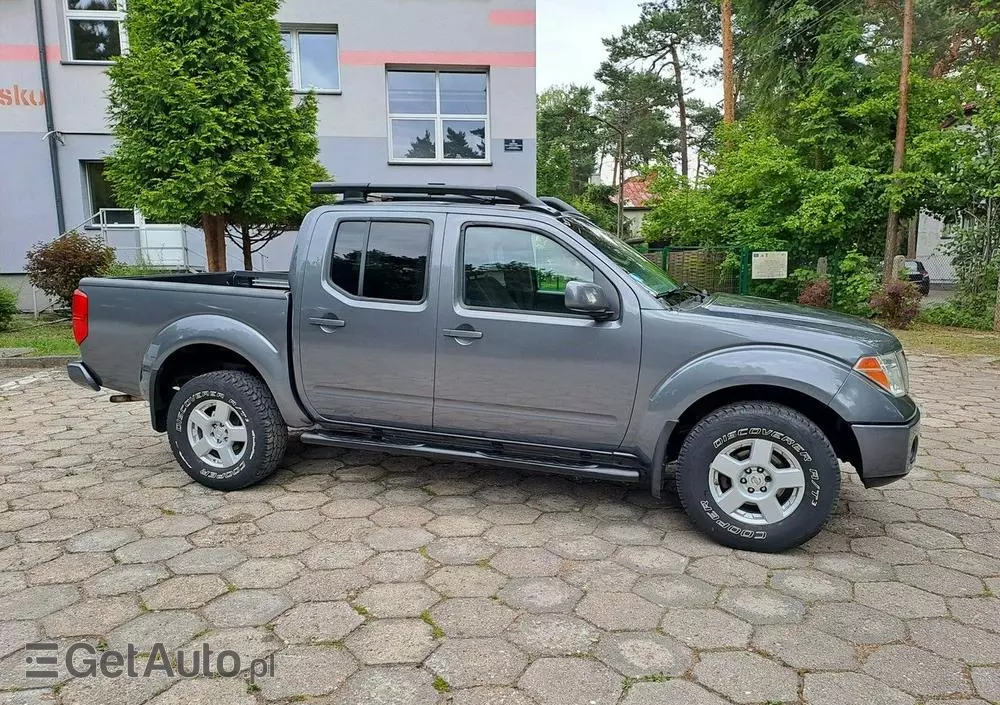 NISSAN Frontier 