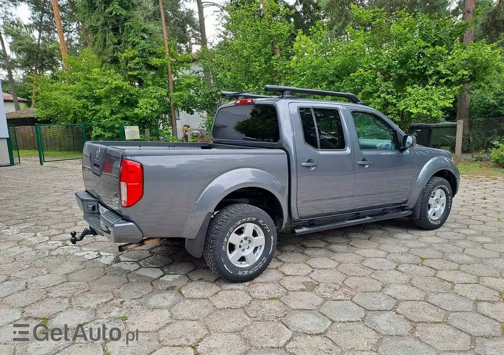NISSAN Frontier 