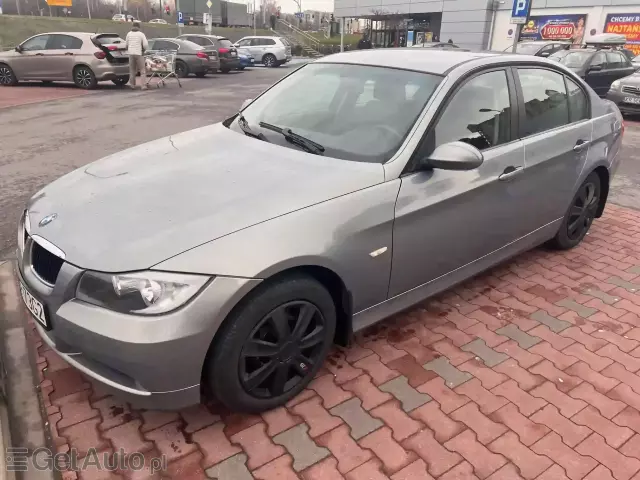 BMW Seria 3 320i