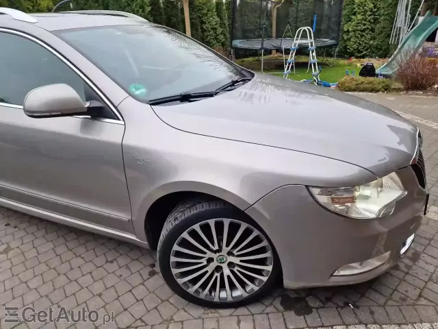 SKODA Superb Laurin & Klement DSG