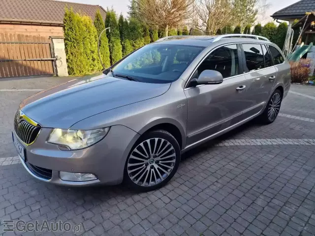 SKODA Superb Laurin & Klement DSG