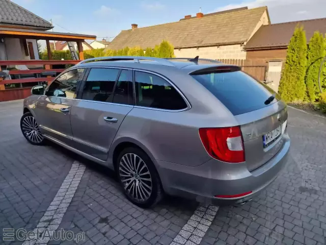 SKODA Superb Laurin & Klement DSG