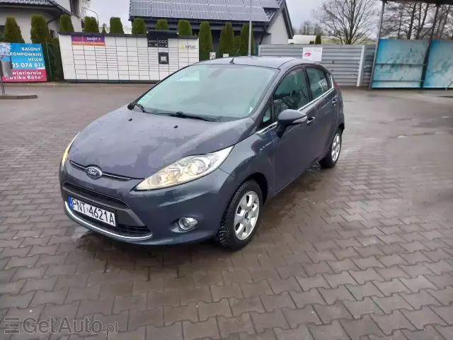 FORD Fiesta Titanium