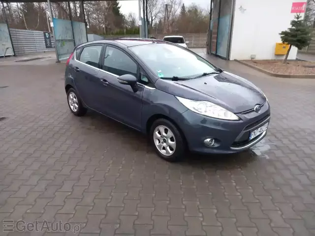 FORD Fiesta Titanium