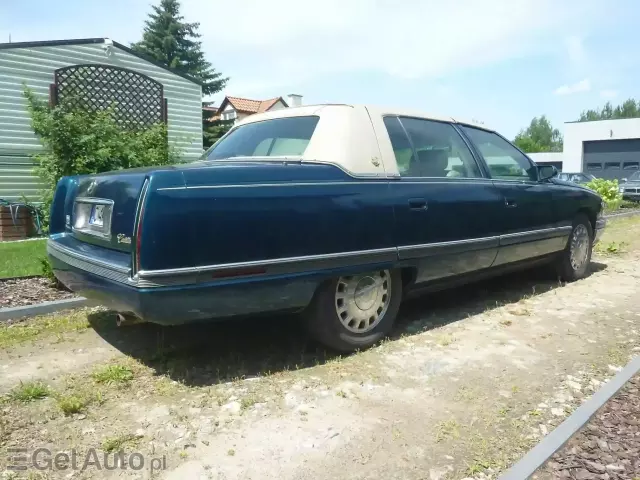 CADILLAC De Ville 