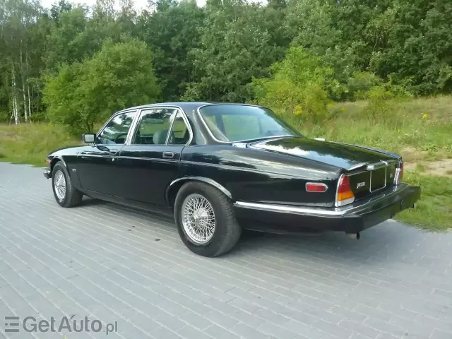 JAGUAR XJ6 