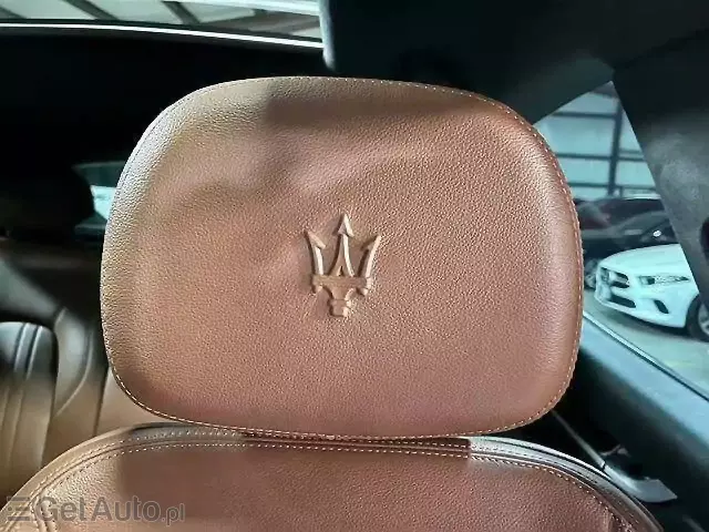 MASERATI Levante Base