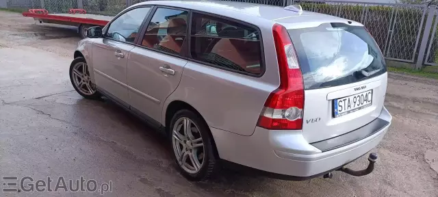 VOLVO V50 Summum