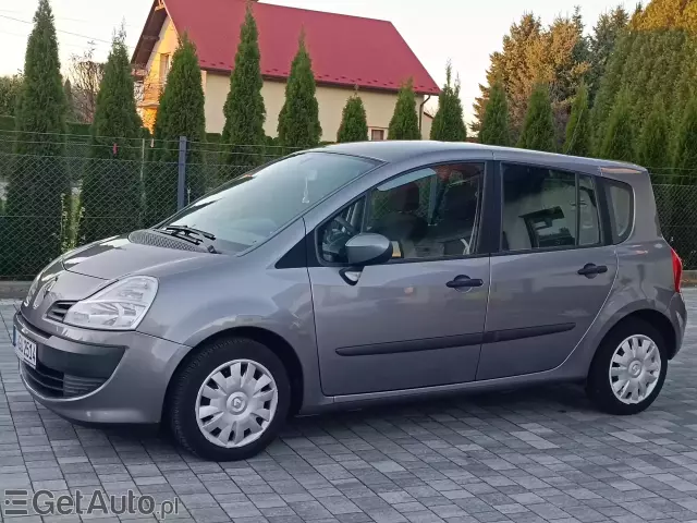 RENAULT Modus Grand Authentique