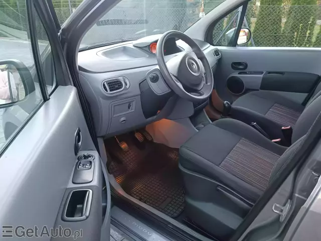 RENAULT Modus Grand Authentique