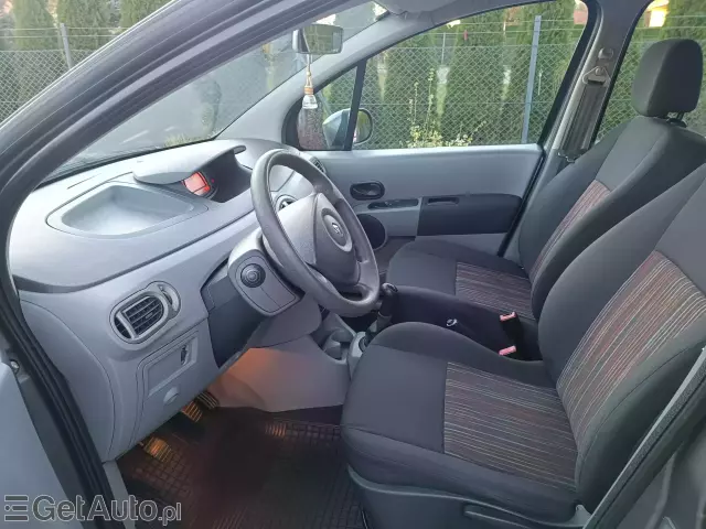 RENAULT Modus Grand Authentique