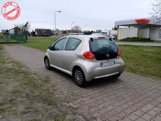 TOYOTA Aygo Gold