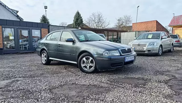 SKODA Octavia 