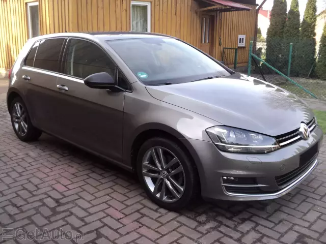 VOLKSWAGEN Golf Highline