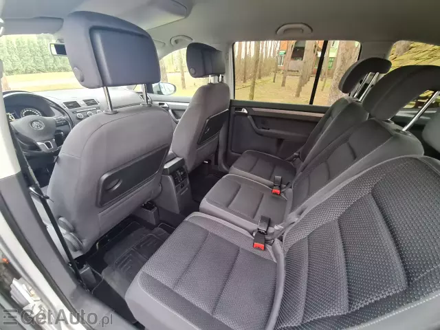 VOLKSWAGEN Touran Comfortline DSG