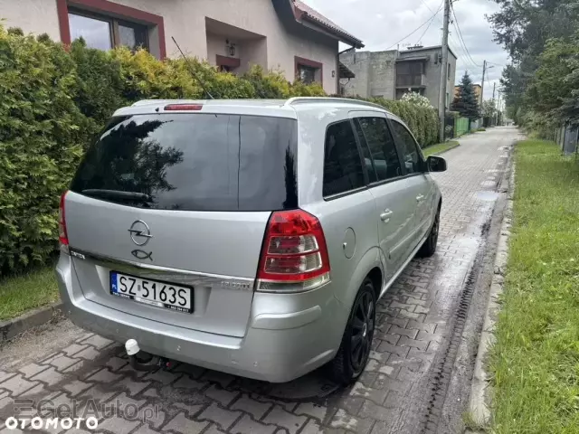 OPEL Zafira Cosmo