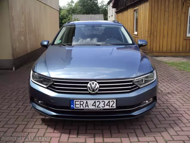 VOLKSWAGEN Passat Comfortline