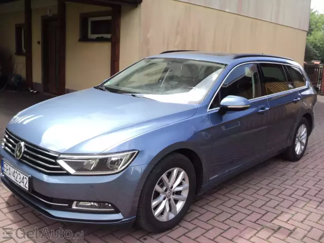 VOLKSWAGEN Passat Comfortline