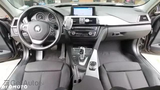 BMW Seria 3 318