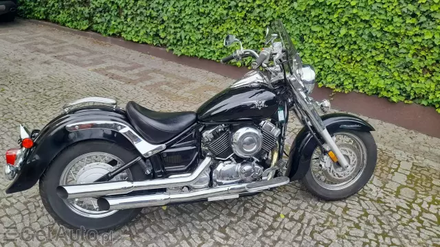 YAMAHA V Star 