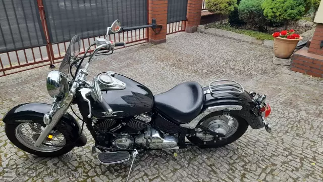 YAMAHA V Star 