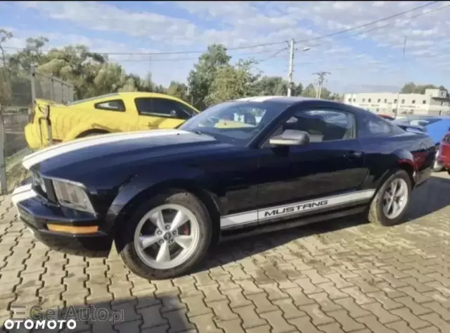 FORD Mustang Mustang