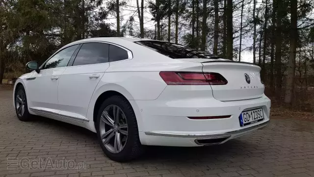 VOLKSWAGEN Arteon R-Line DSG