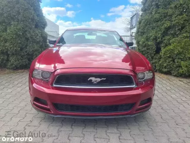 FORD Mustang GT 