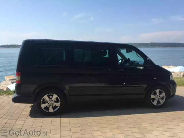 VOLKSWAGEN Transporter Multivan Highline