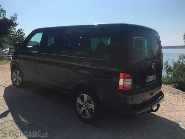 VOLKSWAGEN Transporter Multivan Highline