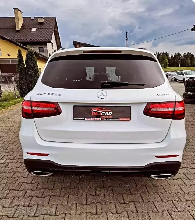 MERCEDES-BENZ GLC AMG 