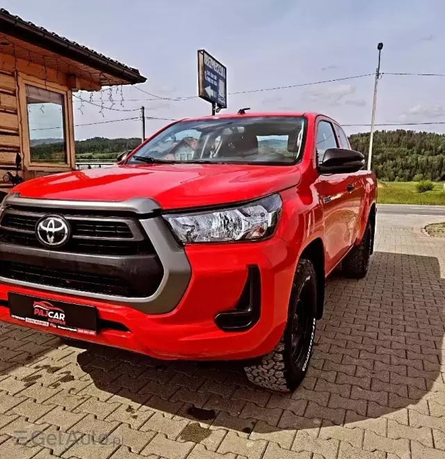 TOYOTA Hilux 