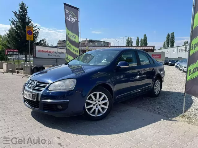 VOLKSWAGEN Jetta 