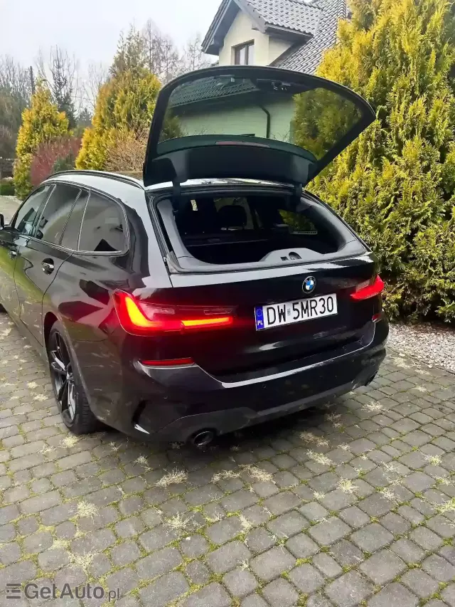 BMW Seria 3 XDrive M Sport Steptronic