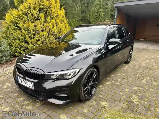 BMW Seria 3 XDrive M Sport Steptronic