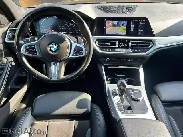 BMW Seria 3 XDrive M Sport Steptronic