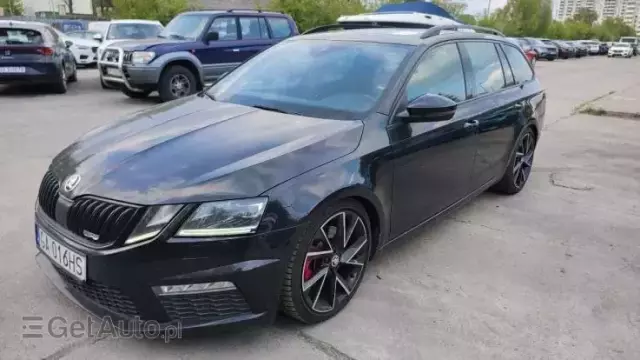 SKODA Octavia RS 4x4 DSG