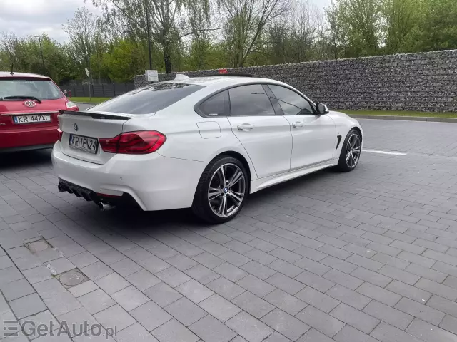 BMW Seria 4 XDrive M Sport