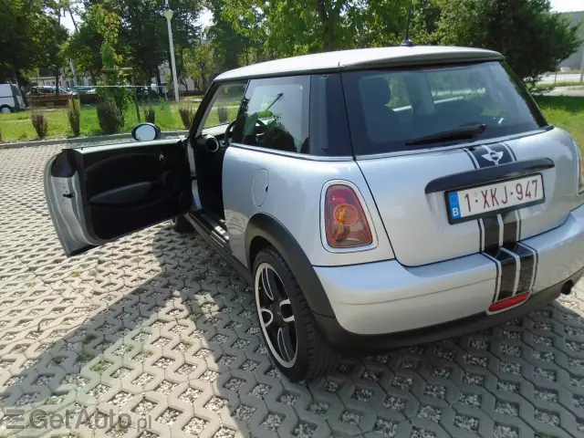 MINI One 