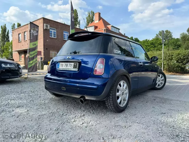 MINI One 