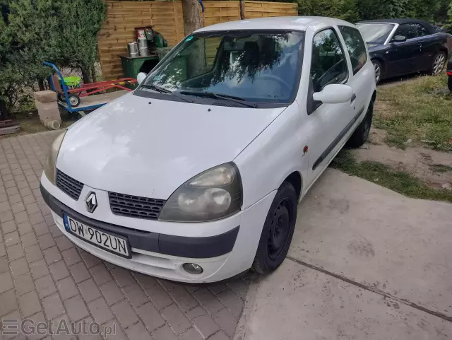 RENAULT Clio 