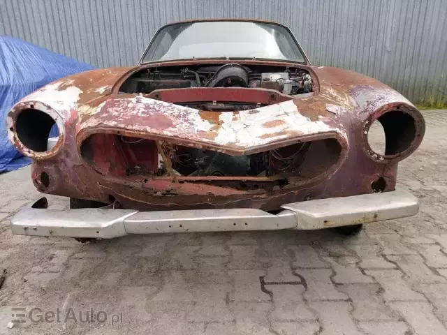 VOLVO P1800 