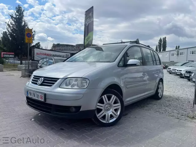 VOLKSWAGEN Touran 