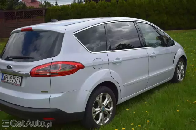 FORD S-Max Titanium