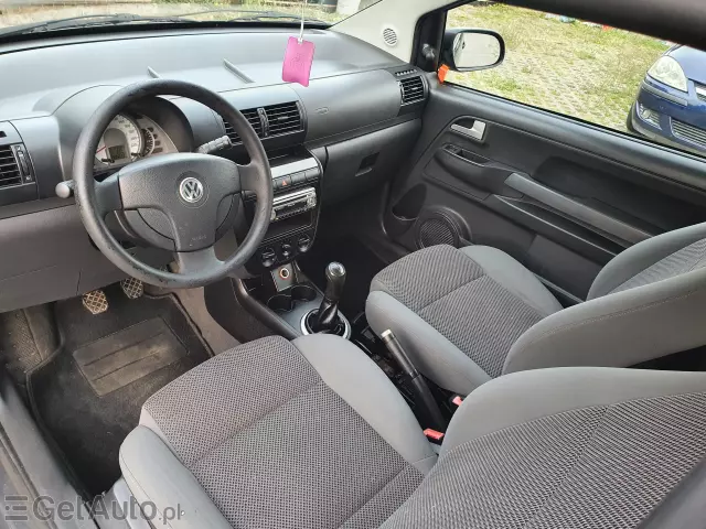 VOLKSWAGEN Fox Basis