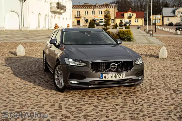 VOLVO V90 Momentum AWD Getr