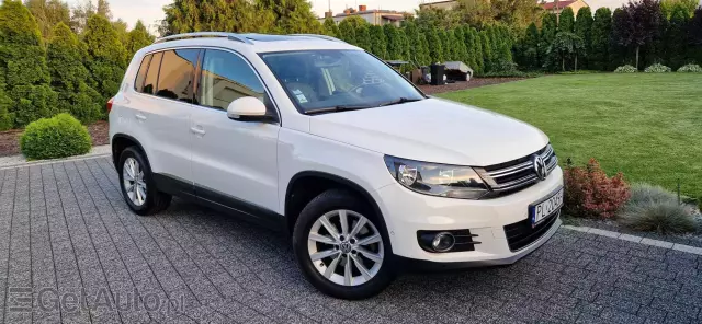 VOLKSWAGEN Tiguan Sport & Style