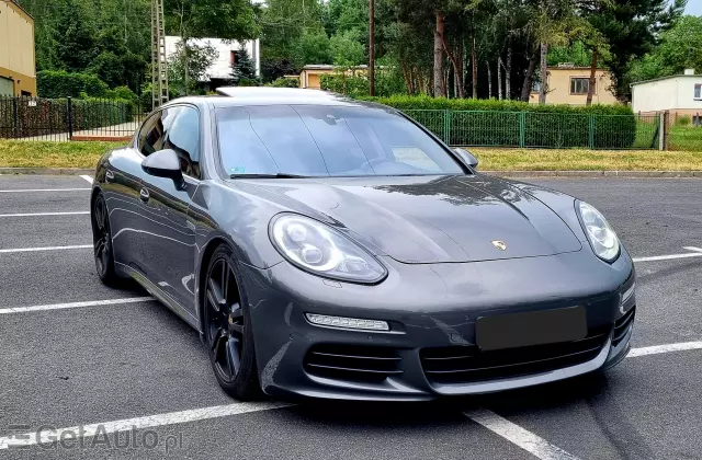 PORSCHE Panamera Tiptronic S