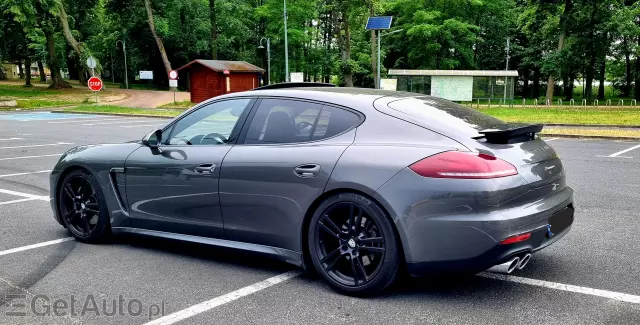 PORSCHE Panamera Tiptronic S